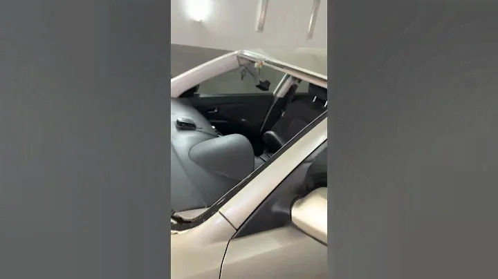Mazda 3 . Замена лобового стекла . Волгоград . Волга - Гласс . 8-961-084-0777 Денис