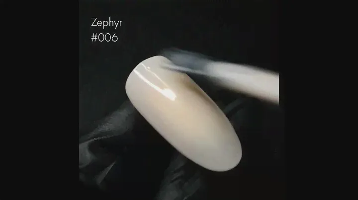 KINETICS Lak na nehty s gelovým efektem - SolarGel - Zephyr #006 - 15 ml