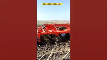 Комбинированный агрегат СДК Solar Fields работает после кукурузы