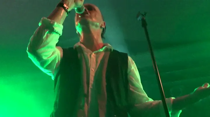 Solar Fake - I Don't Want You In Here (Live in Frankfurt)