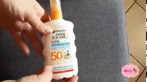 Garnier Ambre Solaire Crema Protezione Solare Advanced Sensitive Kids, Spray