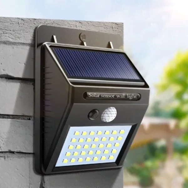 Уличный светильник на солнечной батареи Solar Interaction Wall Lamp (Черный)-0