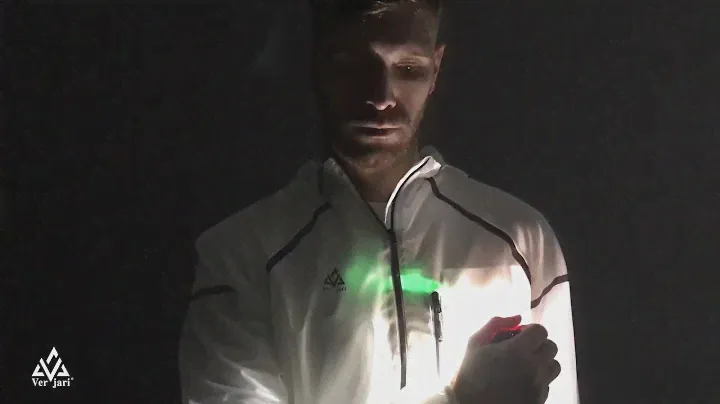 Phosphorescent Solar Jacket | Reflective Features - Verjari