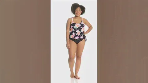 Beach House Plus Size Bungalow Bay Flower Sarah Tankini Top | SwimOutlet.com