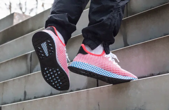 Кроссовки ADIDAS Deerupt Runner Solar Red Blue Bird
