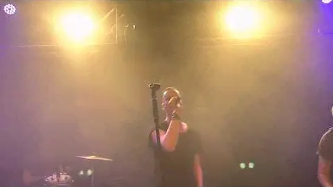 Solar Fake - „More Than This“ - 10.06.2022 - Frankfurt, Das Bett
