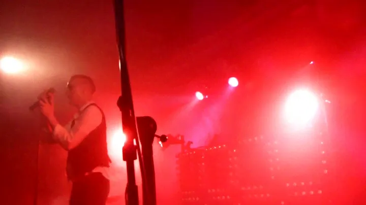 Solar Fake "Here I Stand" Live 20.02.2016 Frankfurt Das Bett