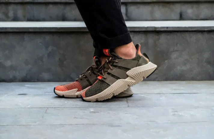 Кроссовки Adidas Prophere Trace Olive Solar Red